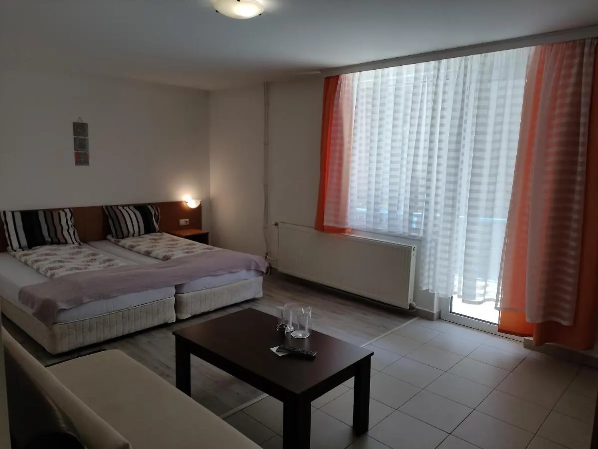 Guest House Lila Μπάνσκο